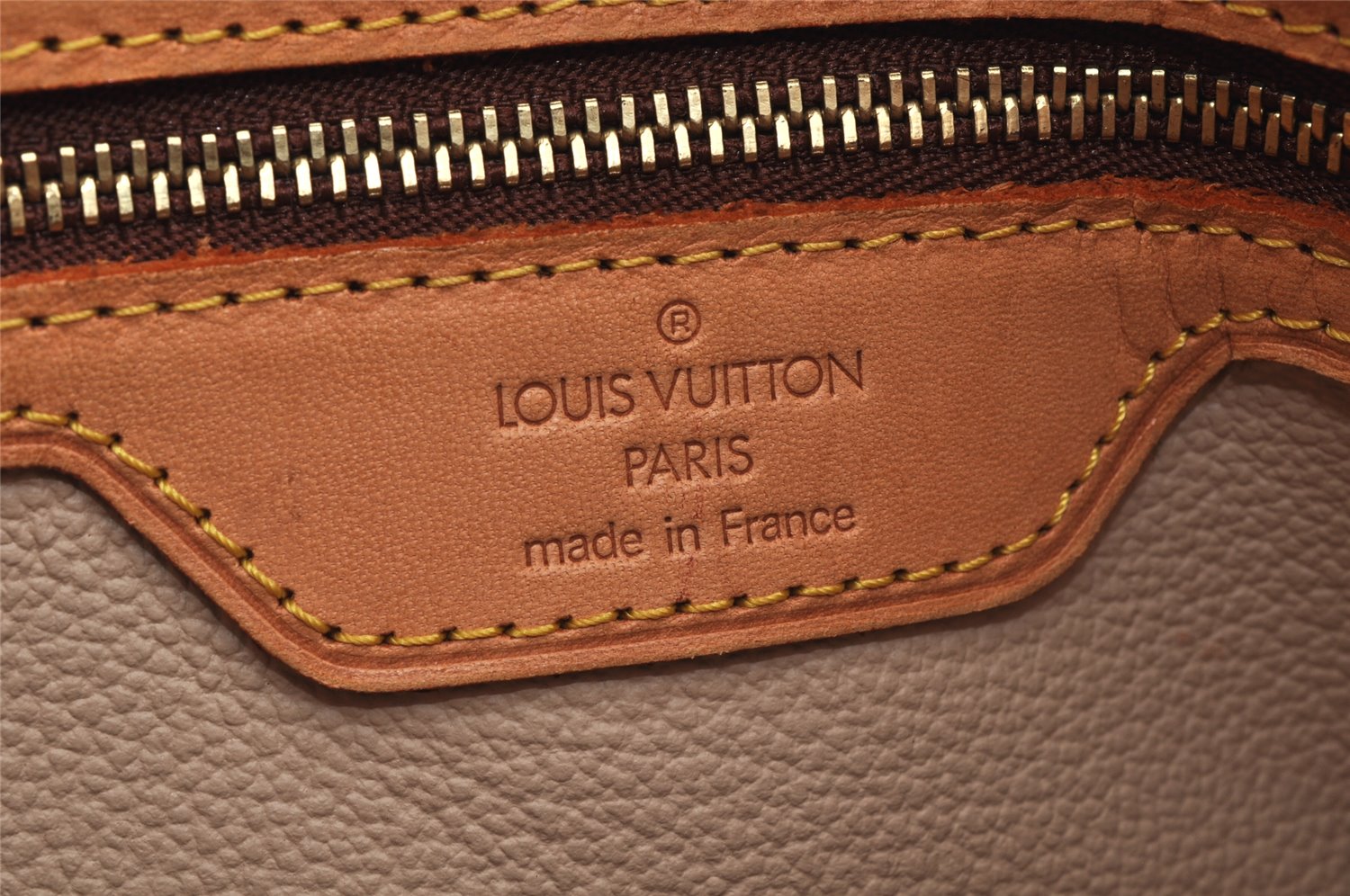 Authentic Louis Vuitton Monogram Bucket PM Shoulder Tote Bag M42238 LV 3056K