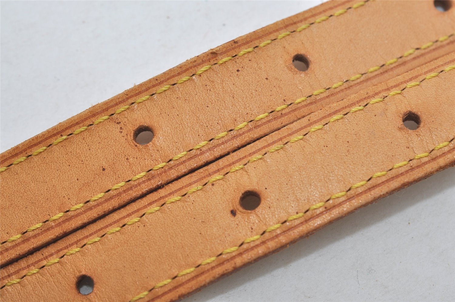 Authentic Louis Vuitton Leather Shoulder Strap For Bucket GM 31.9