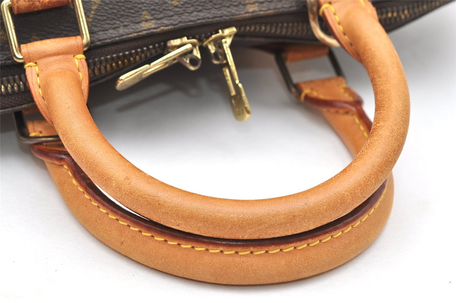 Authentic Louis Vuitton Monogram Alma Hand Bag Purse M51130 LV 3059K