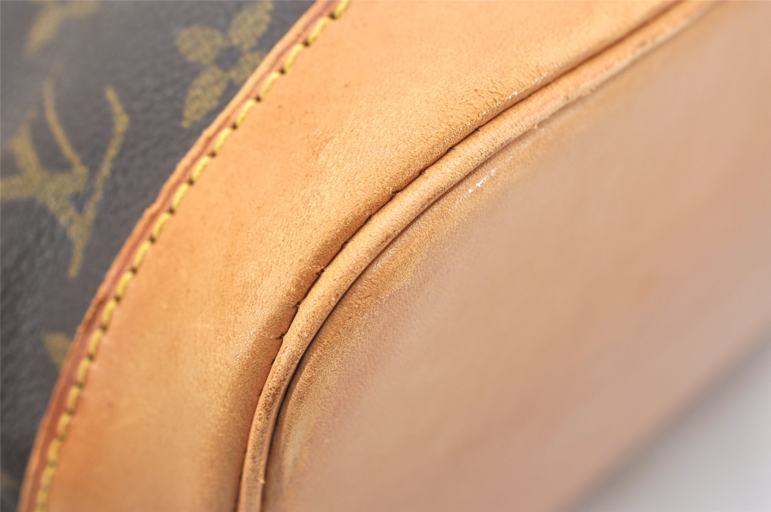 Authentic Louis Vuitton Monogram Alma Hand Bag Purse M51130 LV 3059K