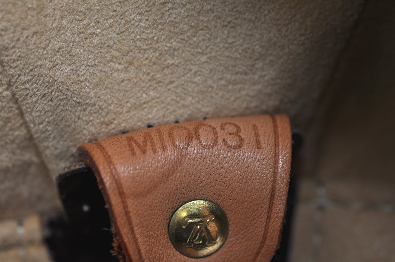 Authentic Louis Vuitton Monogram Looping GM Shoulder Bag M51145 LV Junk 3060K