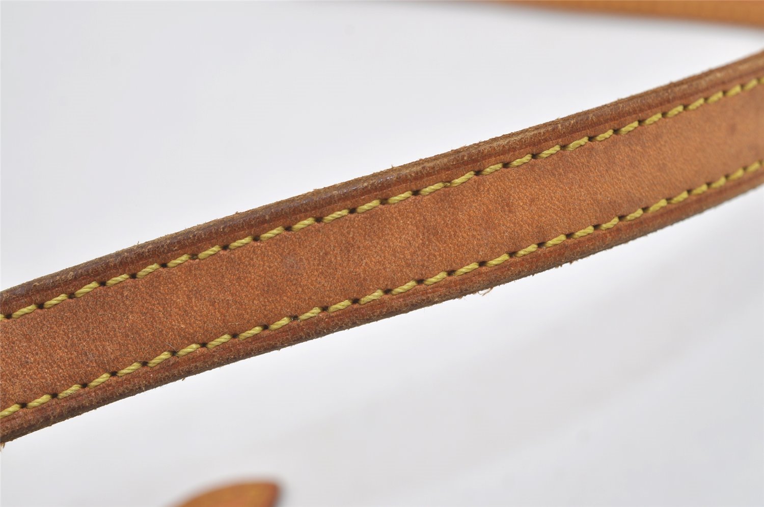 Authentic Louis Vuitton Leather Shoulder Strap For Bucket PM 27.6