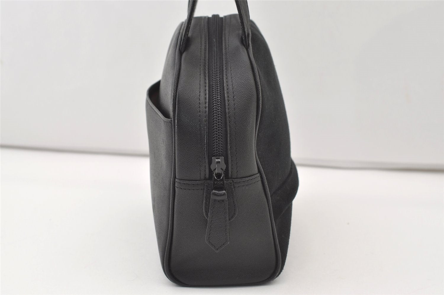 Authentic Burberrys Vintage Suede Leather Shoulder Hand Bag Purse Black 3063J