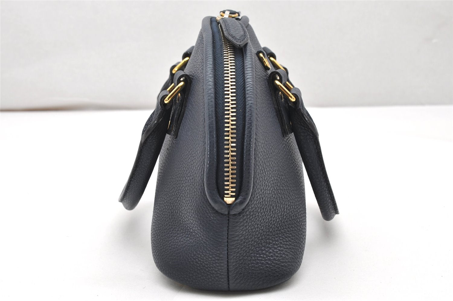 Authentic BURBERRY Vintage Leather 2Way Shoulder Hand Bag Purse Navy 3069K