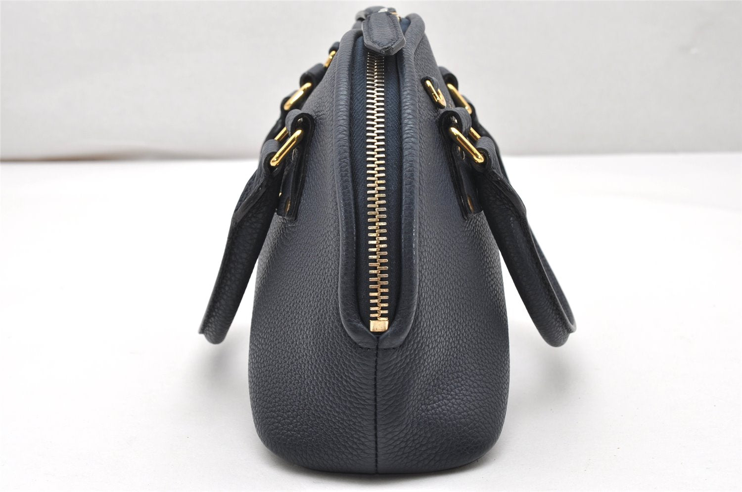 Authentic BURBERRY Vintage Leather 2Way Shoulder Hand Bag Purse Navy 3069K