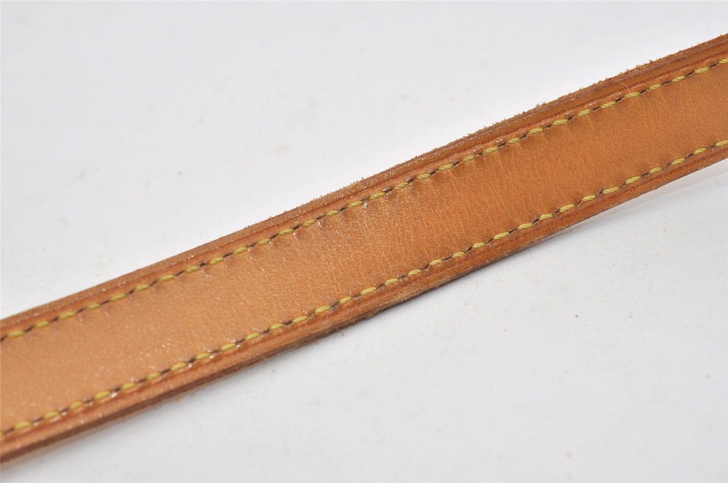 Authentic Louis Vuitton Leather Shoulder Strap For Bucket GM 31.9