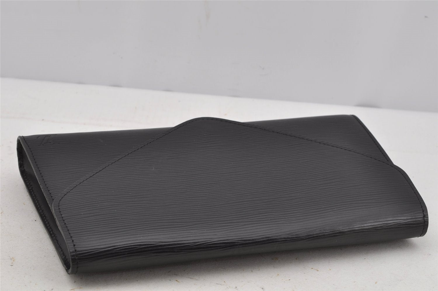 Authentic Louis Vuitton Epi Arts Deco Clutch Hand Bag Black M52632 LV 3076J