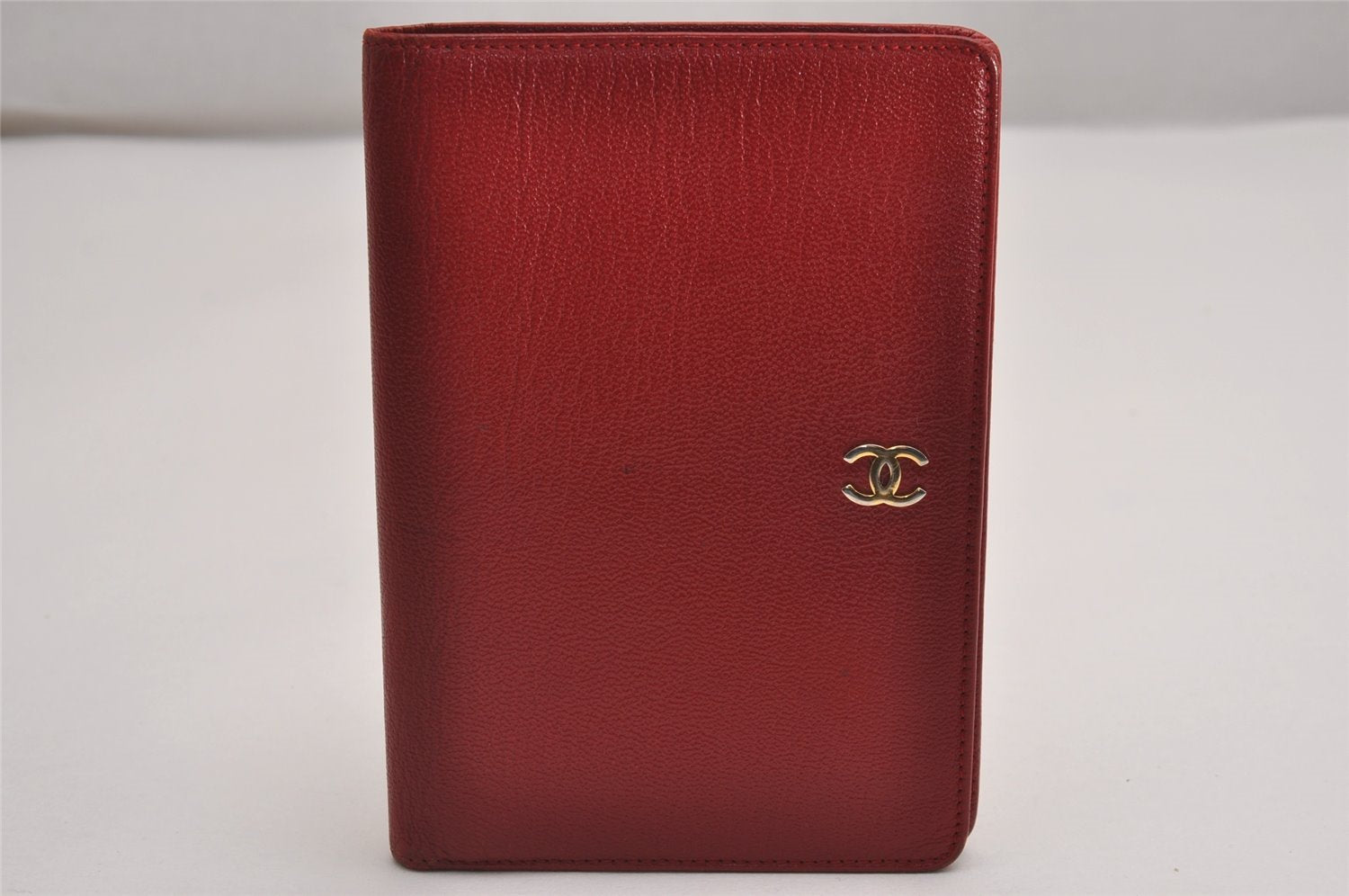 Authentic CHANEL Vintage Calf Skin Bifold Wallet Purse Red CC Logo 3078J