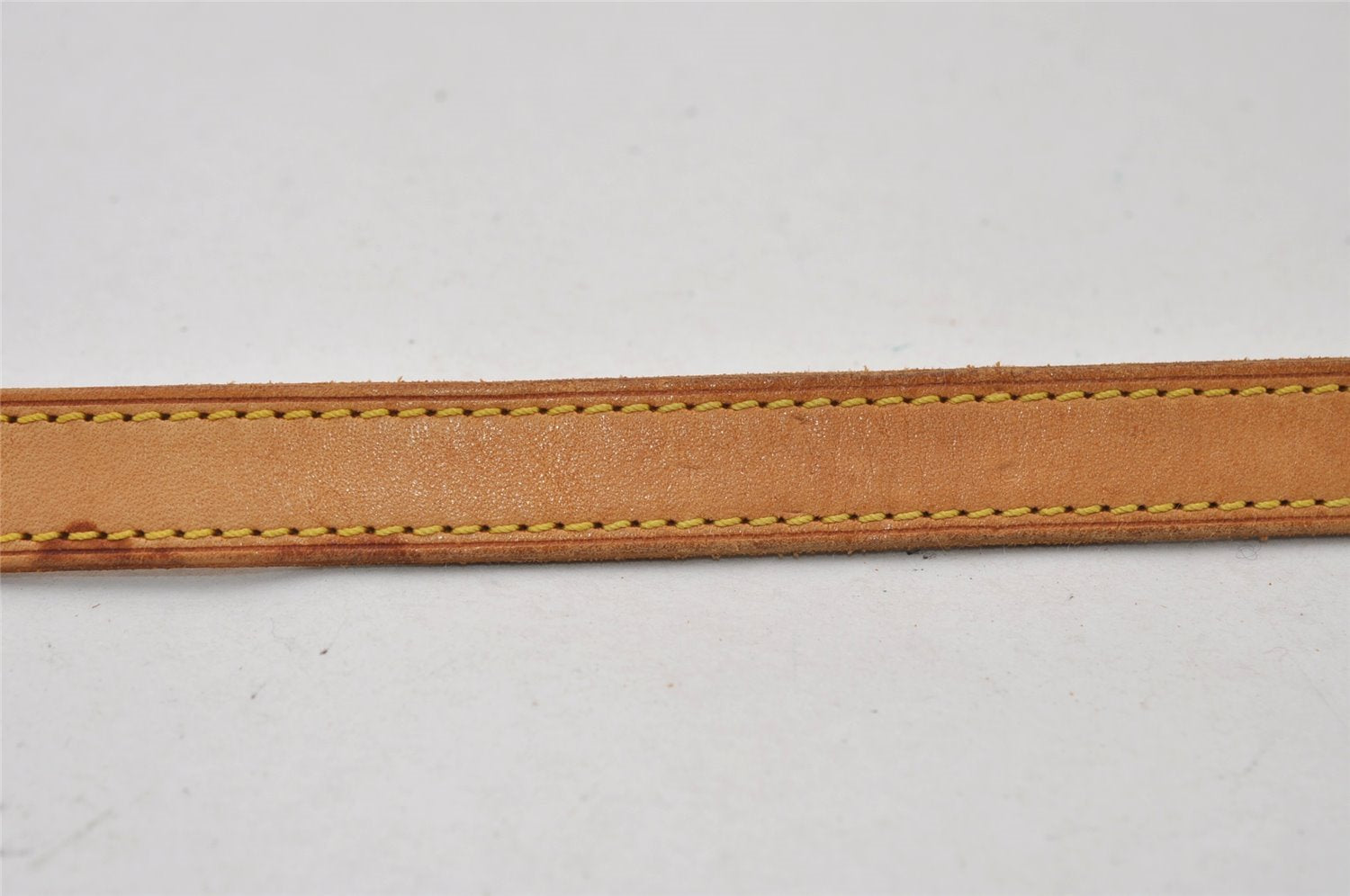 Authentic Louis Vuitton Leather Shoulder Strap For Bucket GM 31.9