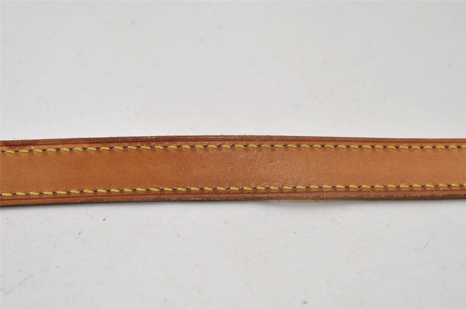 Authentic Louis Vuitton Leather Shoulder Strap For Bucket GM 31.9