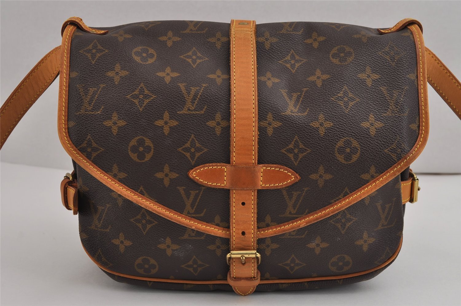 Authentic Louis Vuitton Monogram Saumur 30 Shoulder Cross Bag M42256 LV 3079J