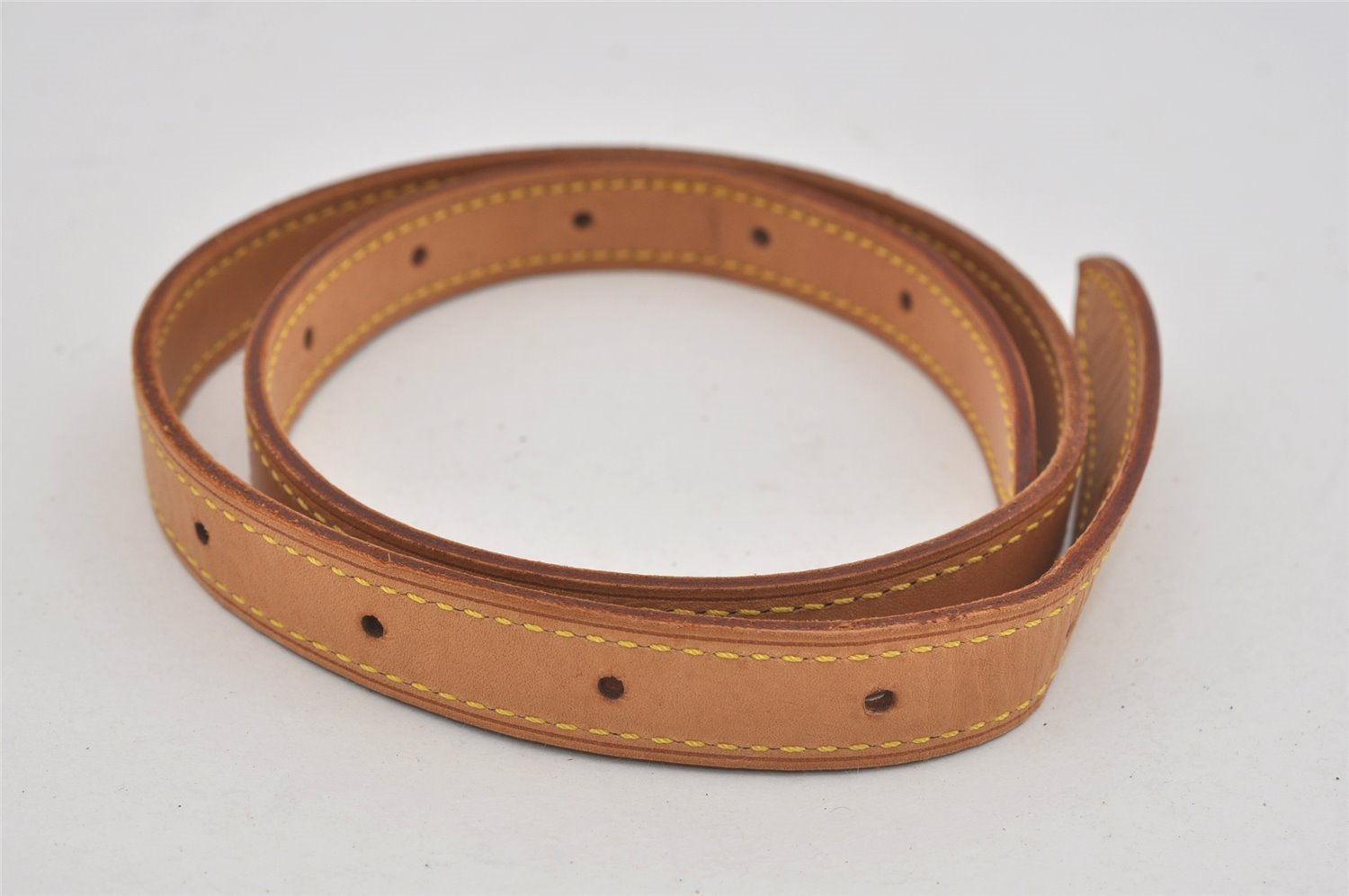 Authentic Louis Vuitton Leather Shoulder Strap For Bucket GM 31.9