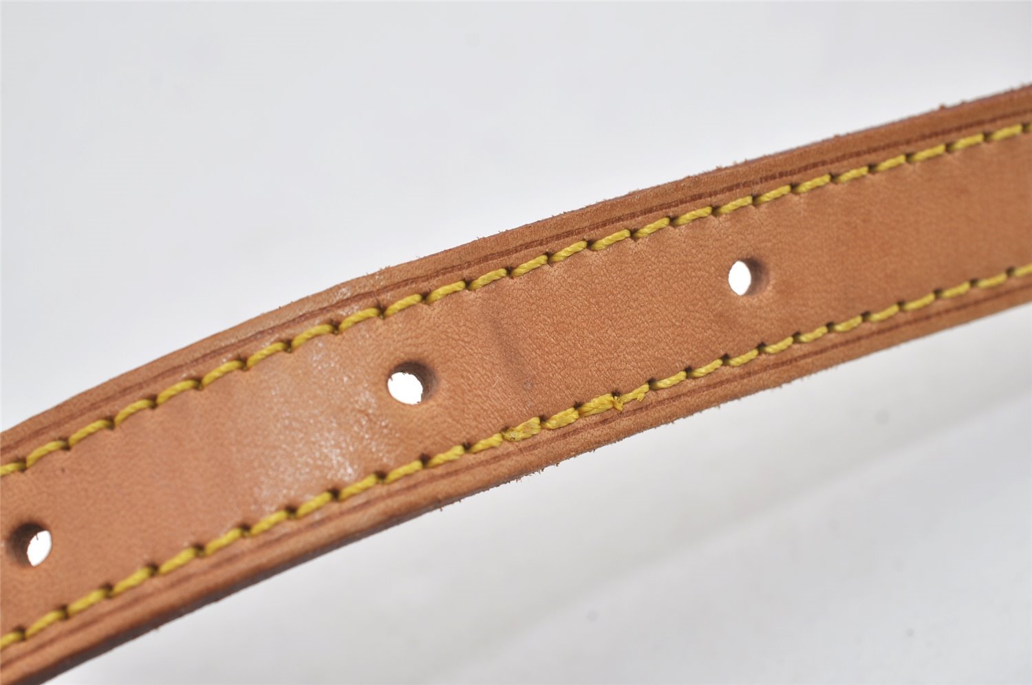 Authentic Louis Vuitton Leather Shoulder Strap For Bucket GM 31.9