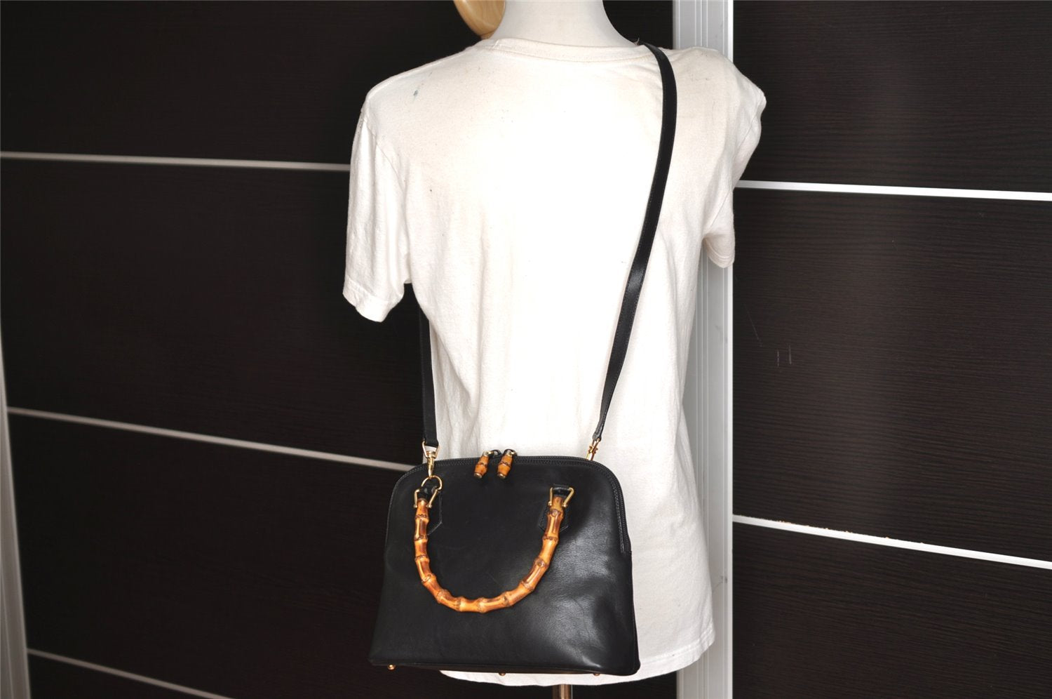 Authentic GUCCI Bamboo 2way Hand Shoulder Crossbody Bag Leather Black Junk 3082J