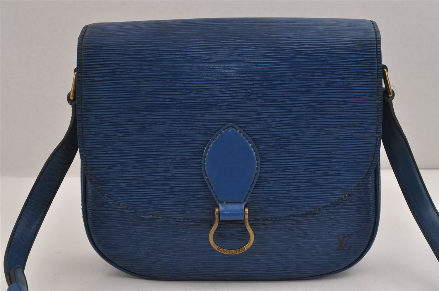 Auth Louis Vuitton Epi Saint Cloud GM Shoulder Cross Body Bag M52195 Blue 3084J