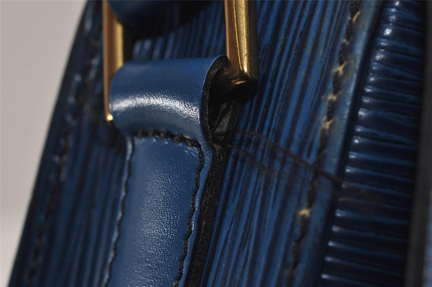 Auth Louis Vuitton Epi Saint Cloud GM Shoulder Cross Body Bag M52195 Blue 3084J