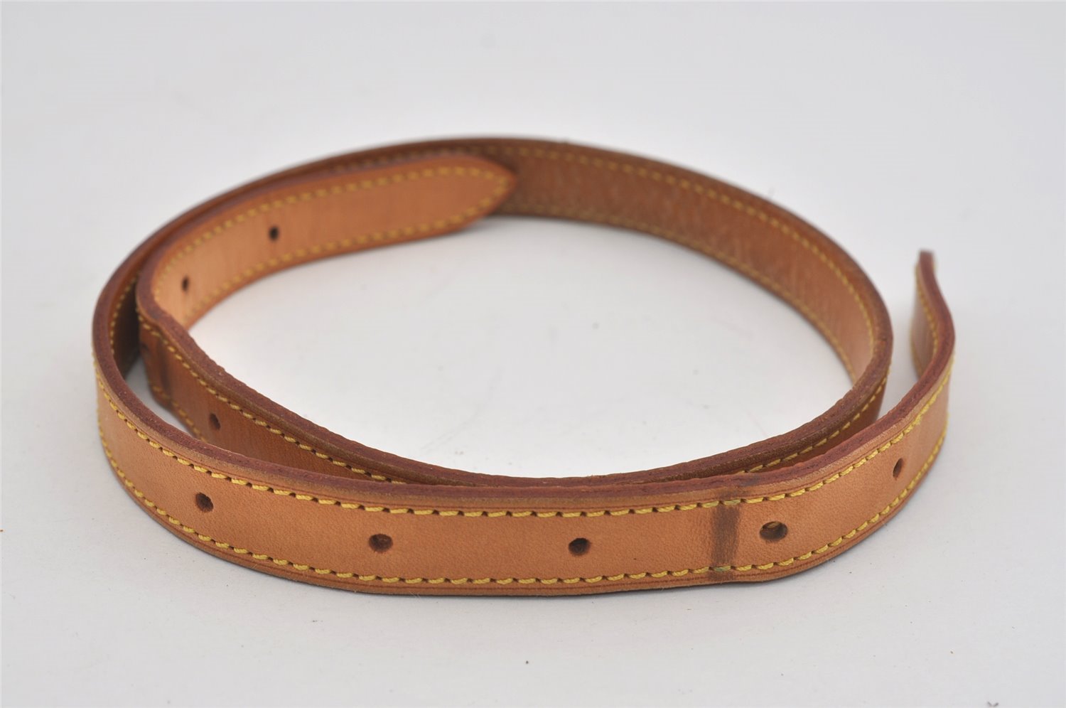 Authentic Louis Vuitton Leather Shoulder Strap For Bucket GM 31.9