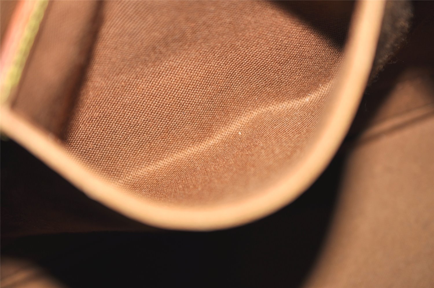 Authentic Louis Vuitton Monogram Alma Hand Bag Purse M51130 LV 3086J