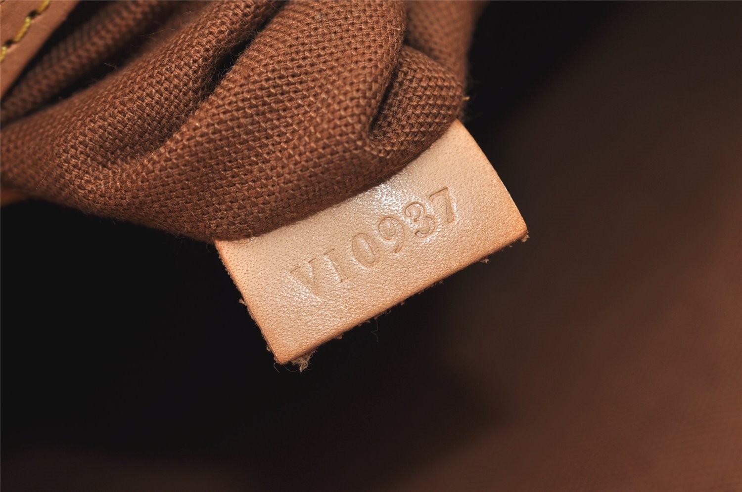 Authentic Louis Vuitton Monogram Alma Hand Bag Purse M51130 LV 3086J