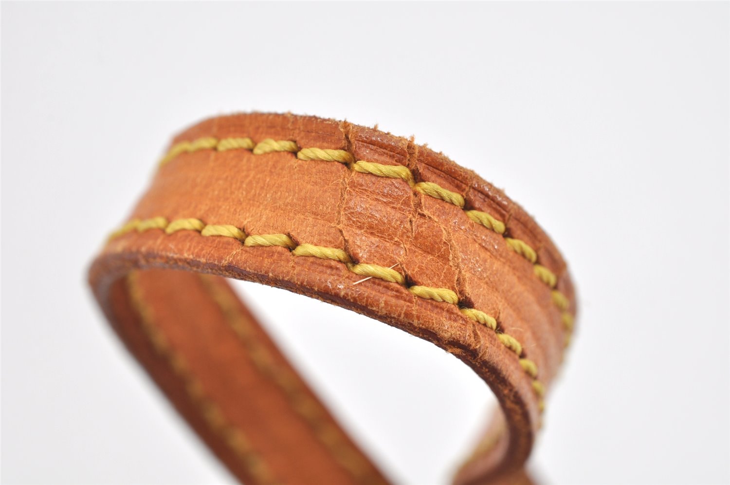 Authentic Louis Vuitton Leather Shoulder Strap Beige 45.3