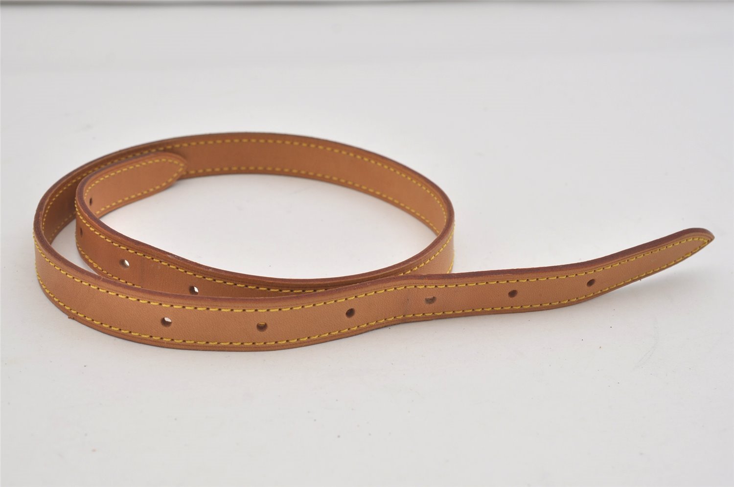 Authentic Louis Vuitton Leather Shoulder Strap For Bucket GM 31.9