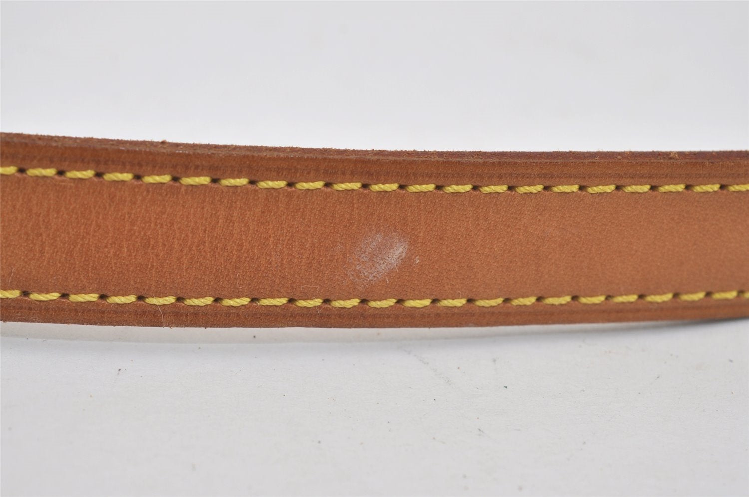 Authentic Louis Vuitton Leather Shoulder Strap For Bucket GM 31.9