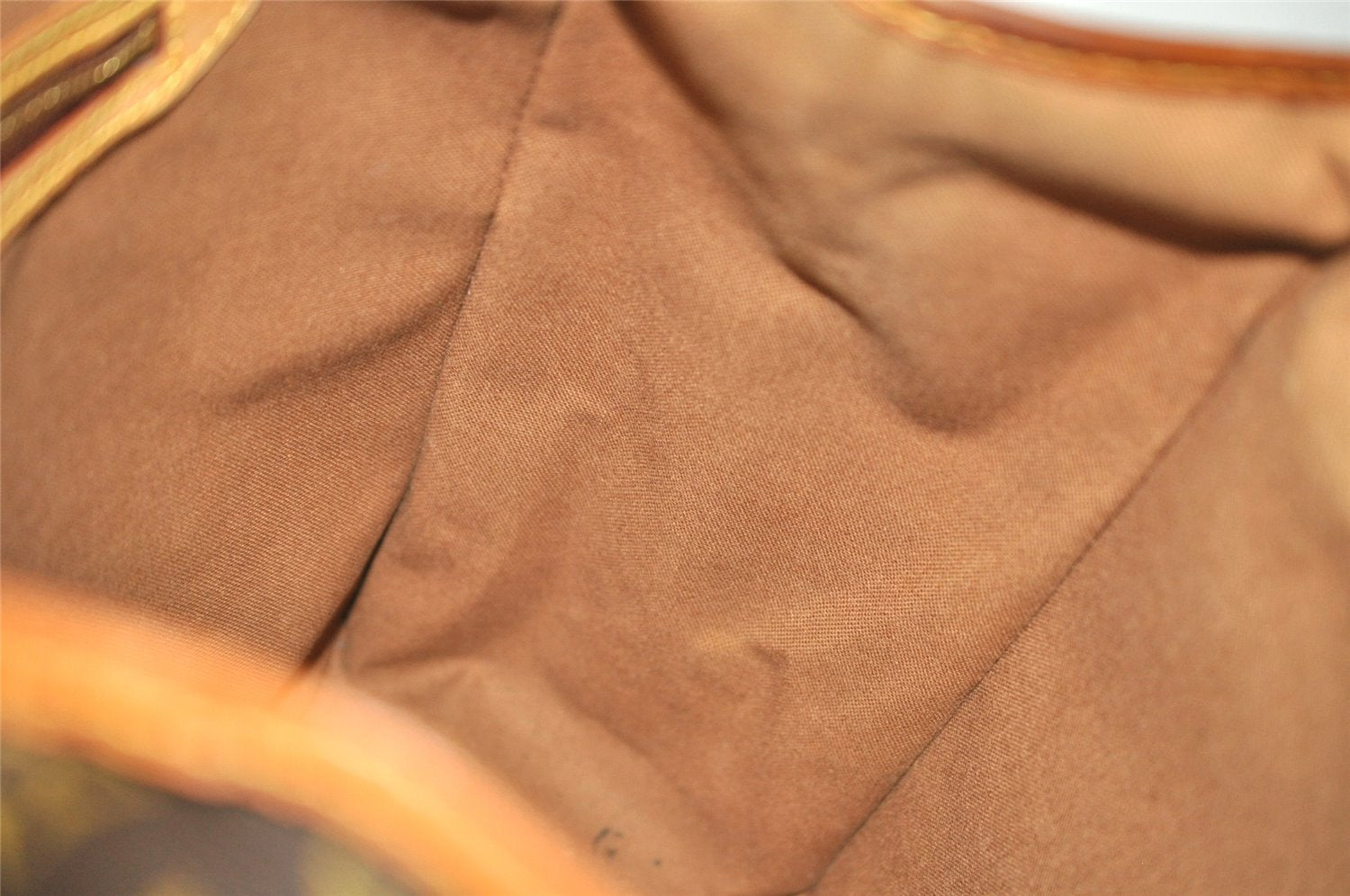 Authentic Louis Vuitton Monogram Batignolles Vertical Tote Bag M51153 LV 3087J