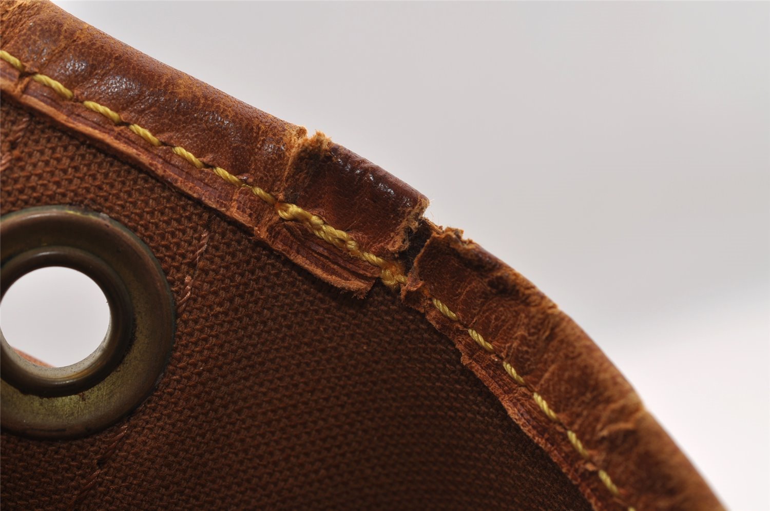 Authentic Louis Vuitton Monogram Noe Shoulder Drawstring Bag M42224 LV 3090I