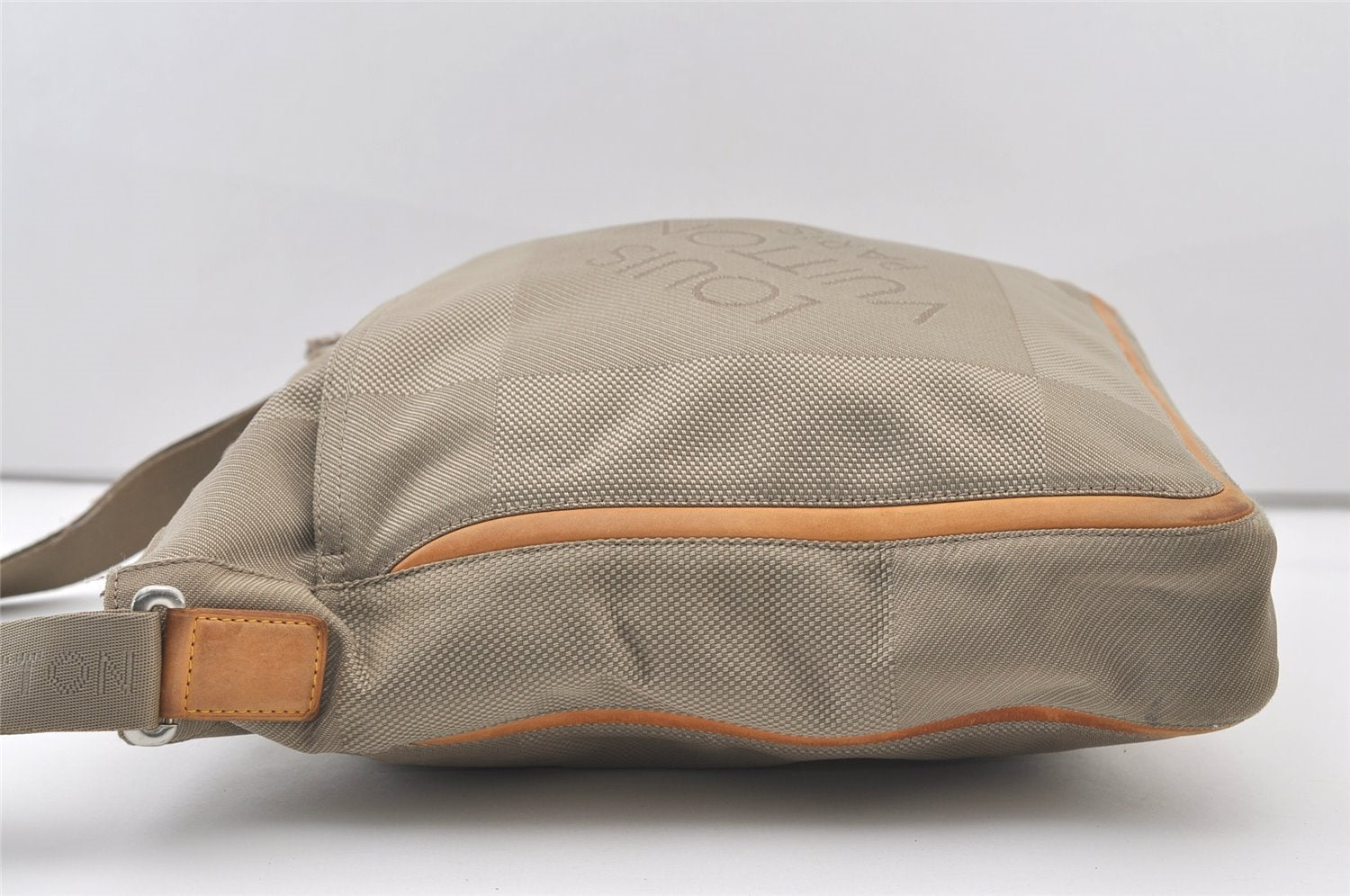 Authentic Louis Vuitton Damier Geant Compagnon Shoulder Bag M93045 Beige 3090J