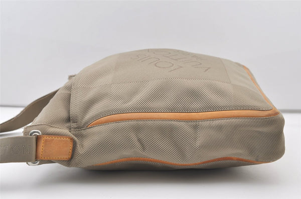 Authentic Louis Vuitton Damier Geant Compagnon Shoulder Bag M93045 Beige 3090J