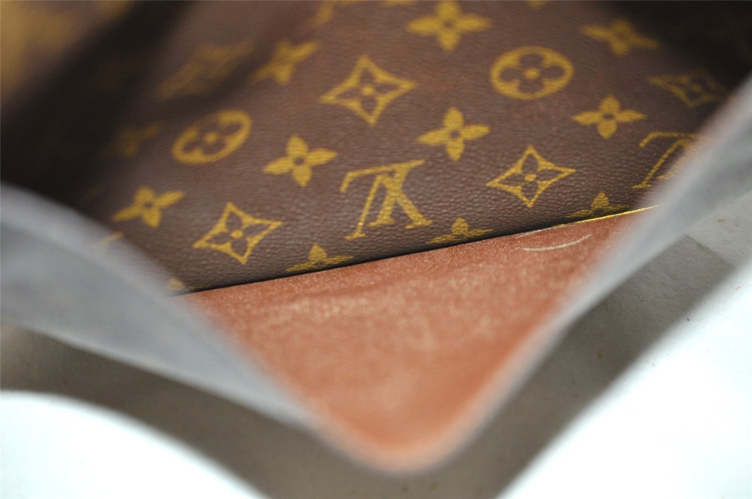 Authentic Louis Vuitton Monogram Saint Cloud GM M51242 Shoulder Cross Bag 3094I