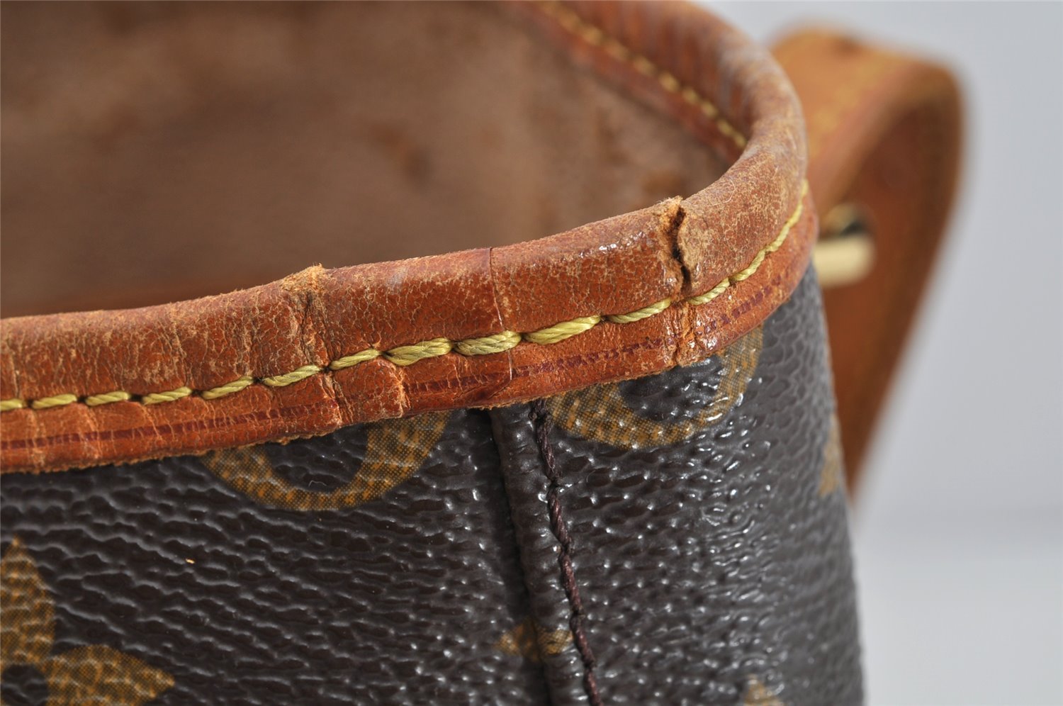 Authentic Louis Vuitton Monogram Bucket PM Shoulder Tote Bag M42238 Junk 3096K