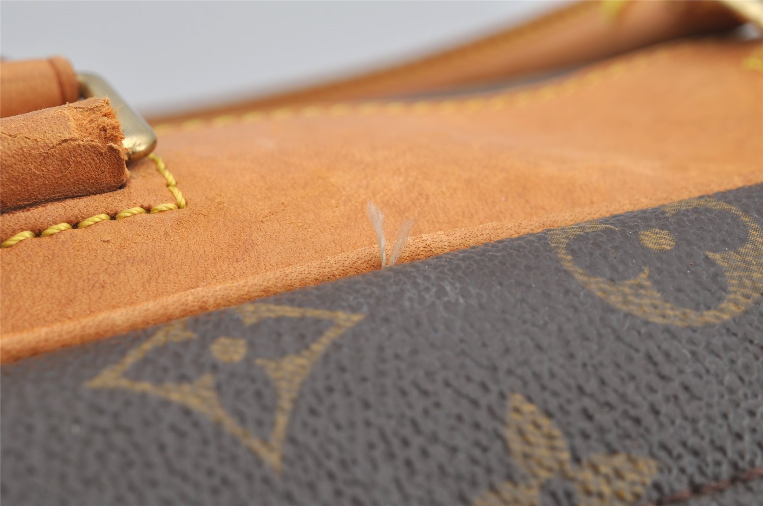 Authentic Louis Vuitton Monogram Deauville Hand Bag M47270 LV 3100I