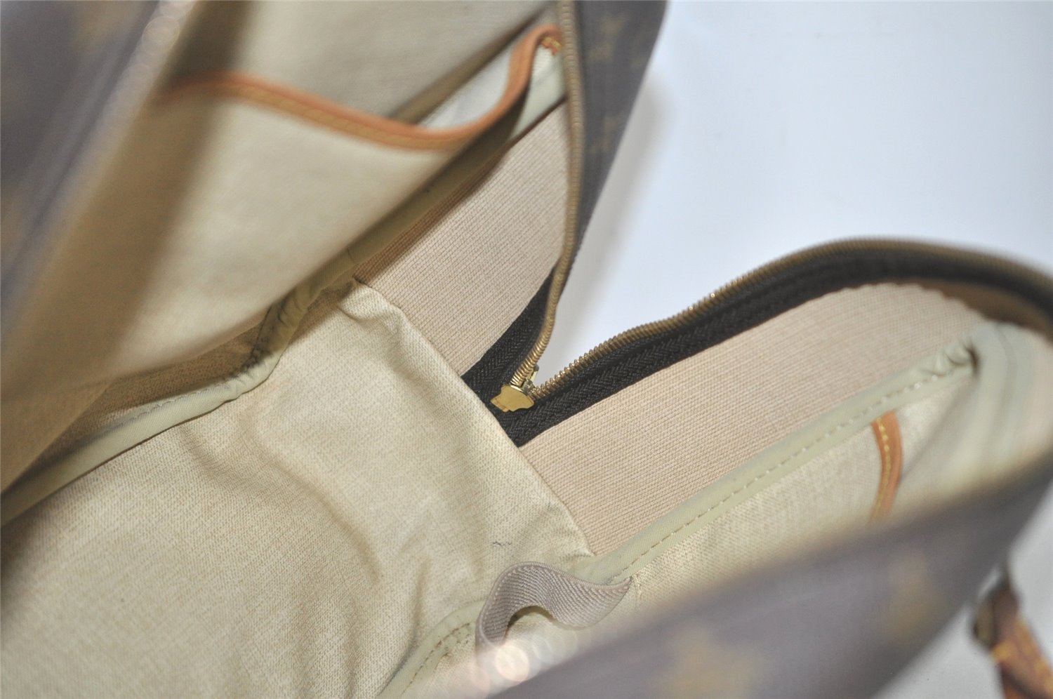 Authentic Louis Vuitton Monogram Deauville Hand Bag M47270 LV 3102J