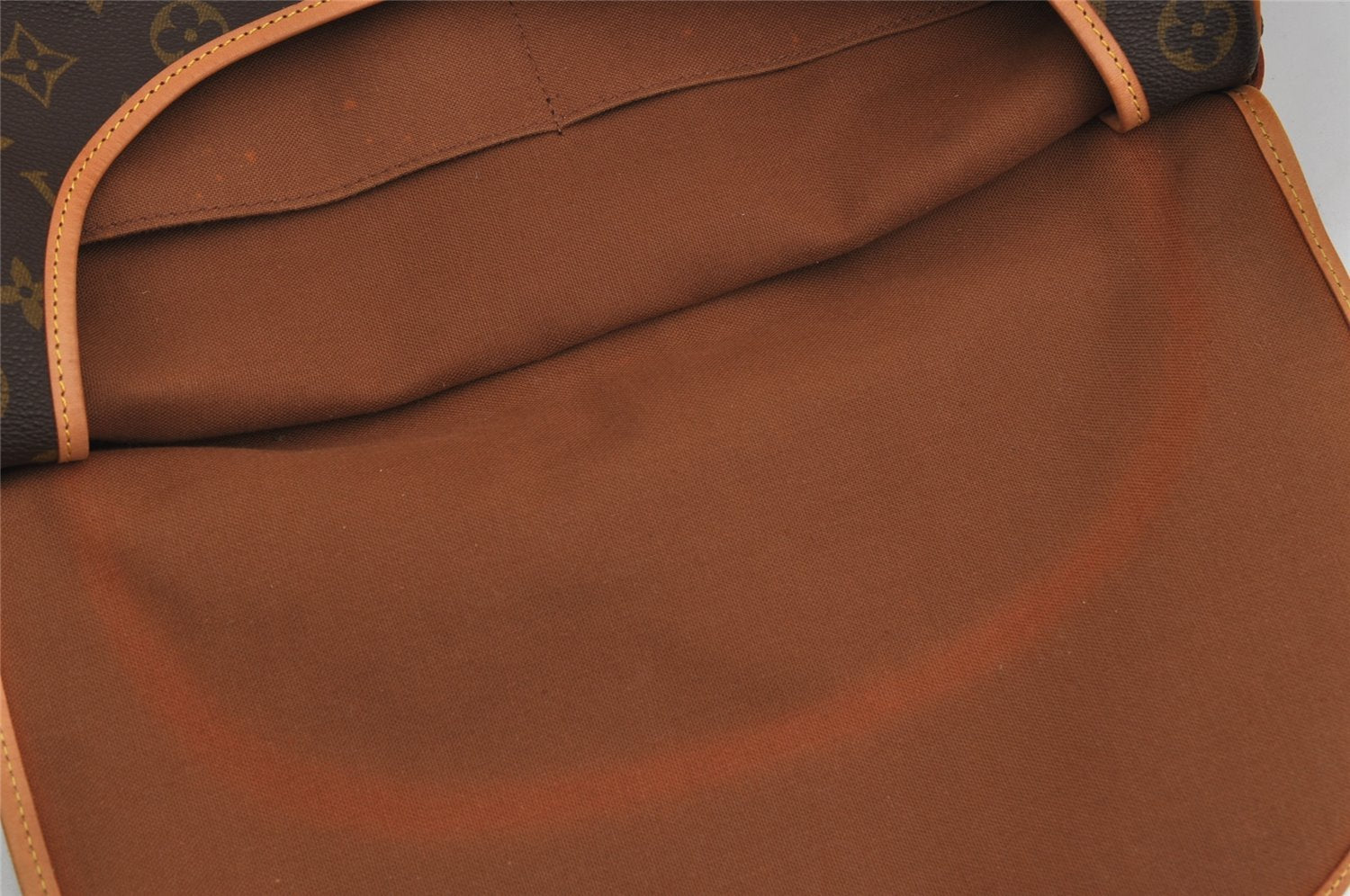 Authentic Louis Vuitton Monogram Saumur 35 Shoulder Cross Bag M42254 LV 3103I