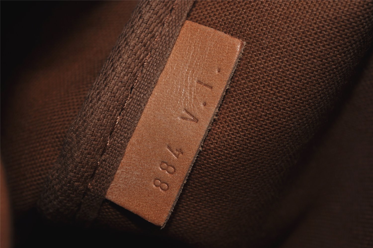 Authentic Louis Vuitton Monogram Saumur 35 Shoulder Cross Bag M42254 LV 3103I