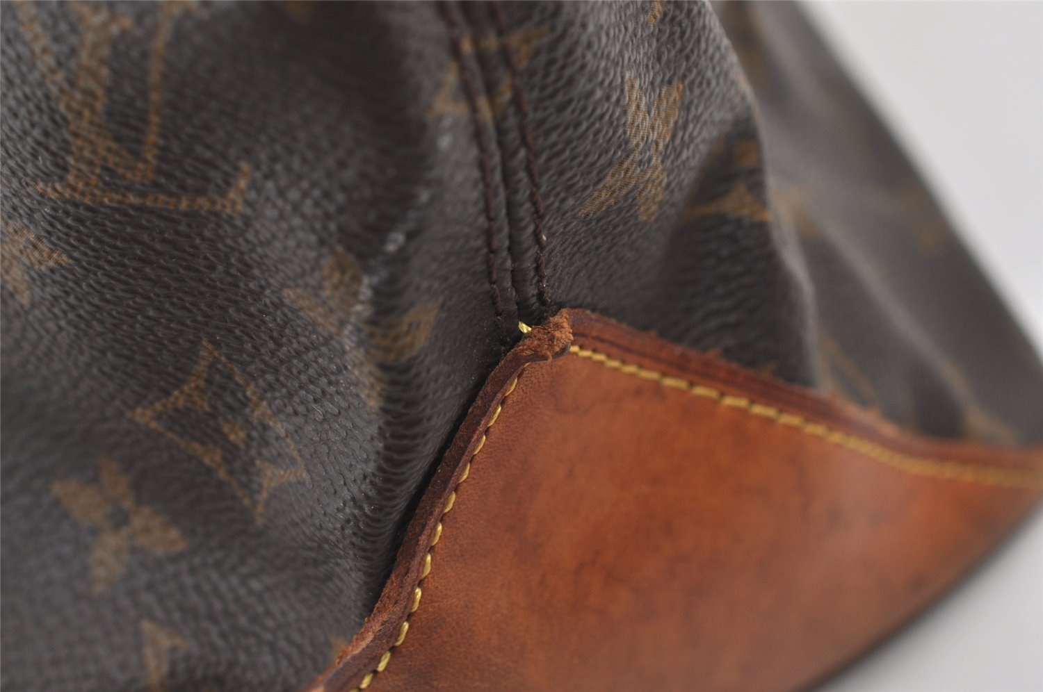 Authentic Louis Vuitton Monogram Cabas Mezzo Shoulder Tote Bag M51151 LV 3109J