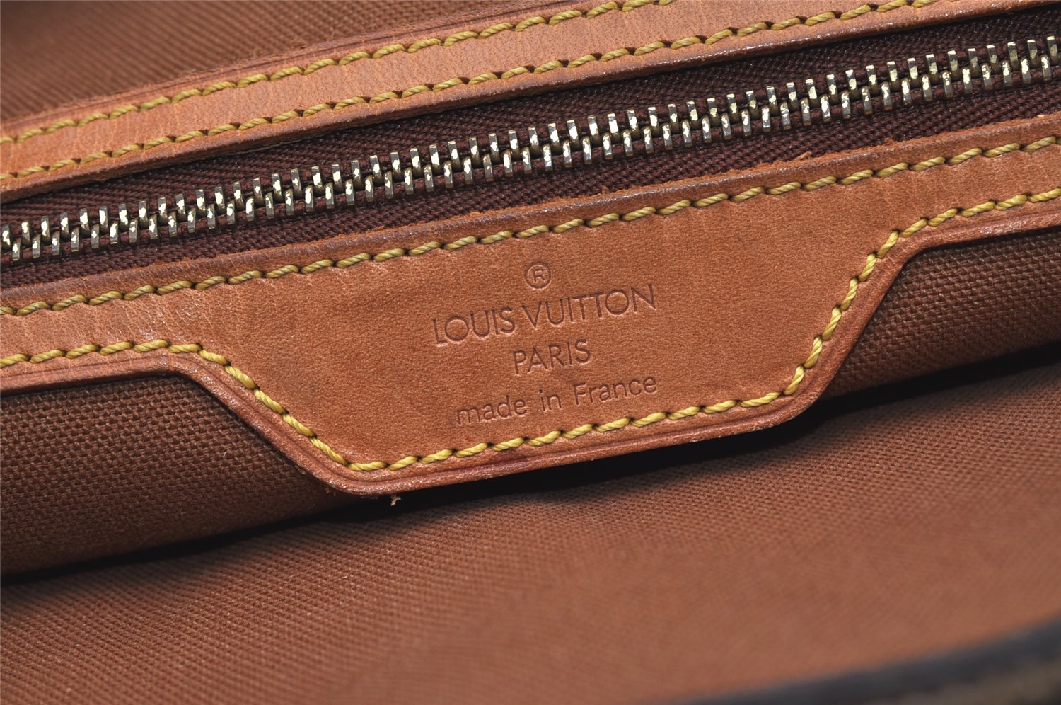 Authentic Louis Vuitton Monogram Cabas Mezzo Shoulder Tote Bag M51151 LV 3109J