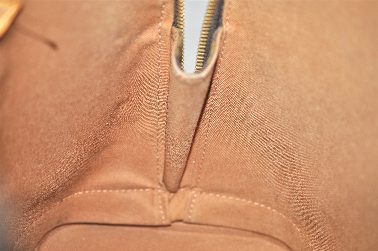 Authentic Louis Vuitton Monogram Alma Hand Bag Purse M51130 LV 3111K