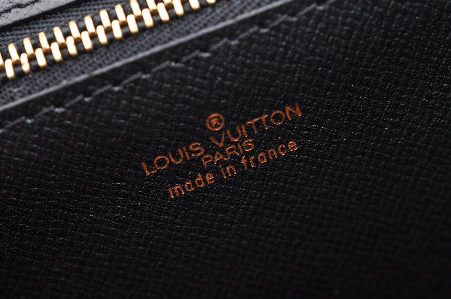 Authentic Louis Vuitton Epi Montaigne 27 Clutch Hand Bag Blue M52655 LV 3113I