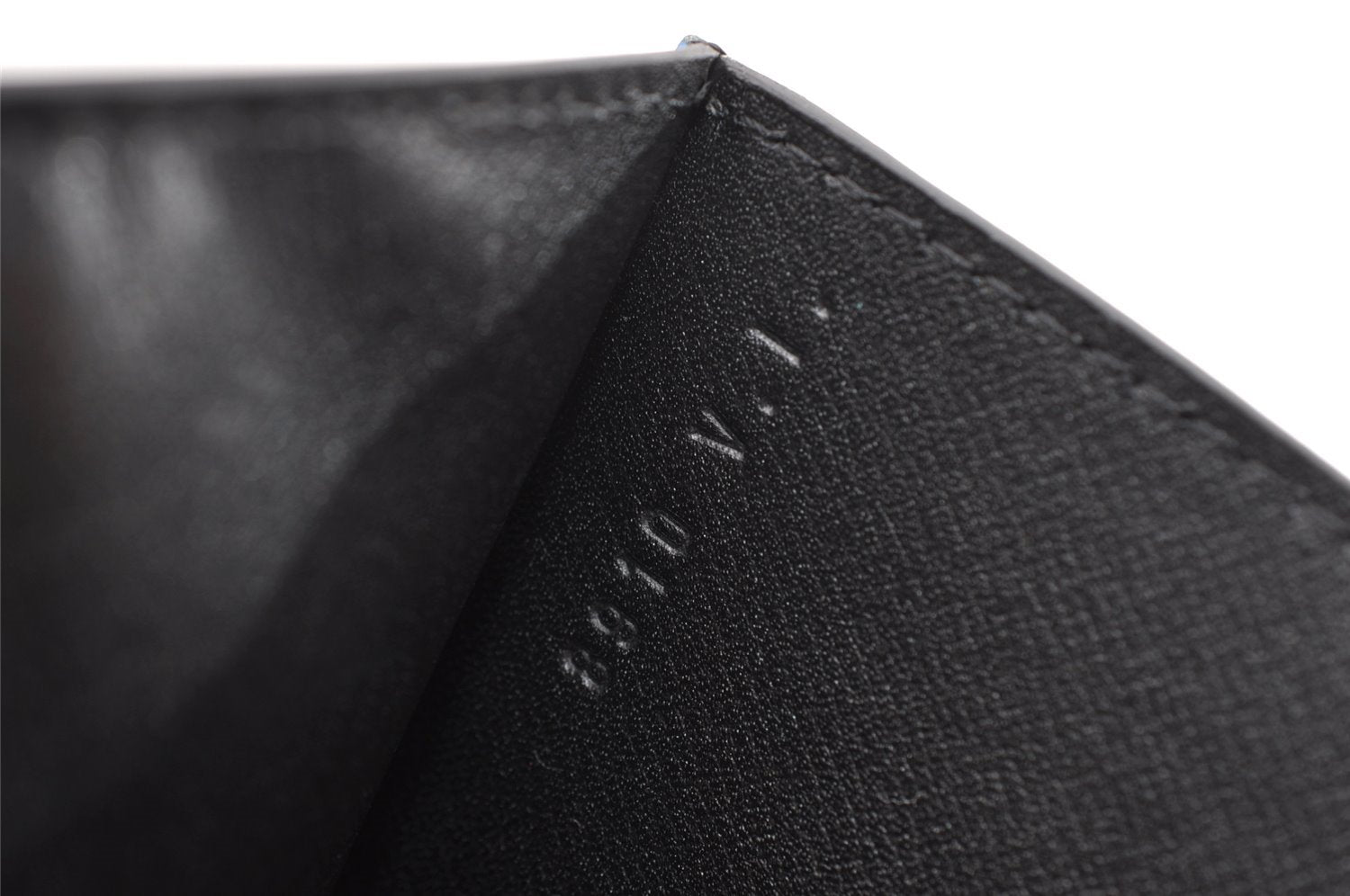 Authentic Louis Vuitton Epi Montaigne 27 Clutch Hand Bag Blue M52655 LV 3113I