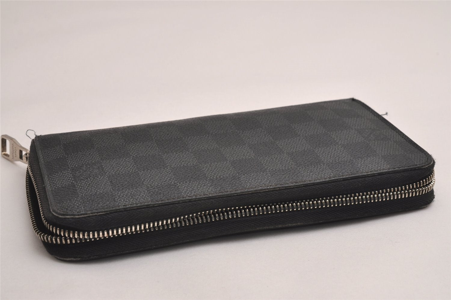 Authentic Louis Vuitton Damier Graphite Zippy Organizer Wallet N63077 Junk 3113J