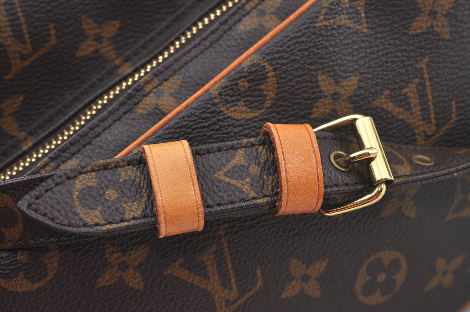 Authentic Louis Vuitton Monogram Nile Shoulder Cross Body Bag M45244 LV 3114J