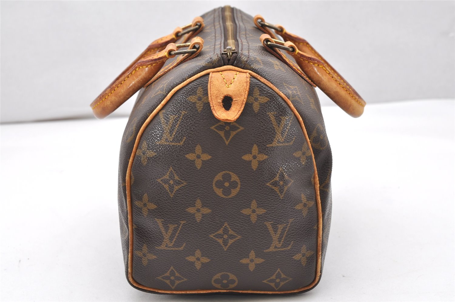 Authentic Louis Vuitton Monogram Speedy 25 Boston Hand Bag M41528 LV 3117K