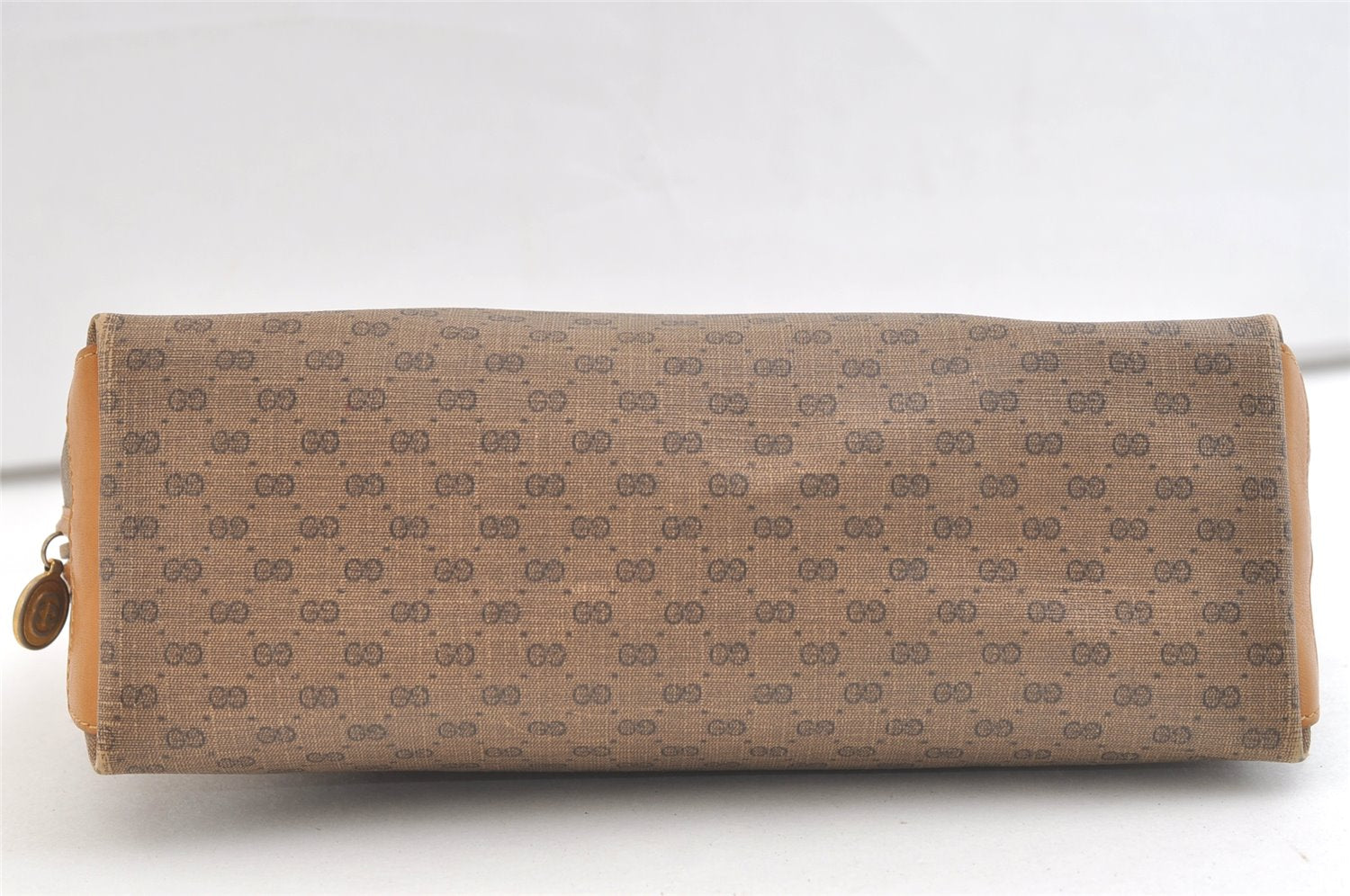 Authentic GUCCI Micro GG PVC Leather Clutch Hand Bag Purse Brown Junk 3119K