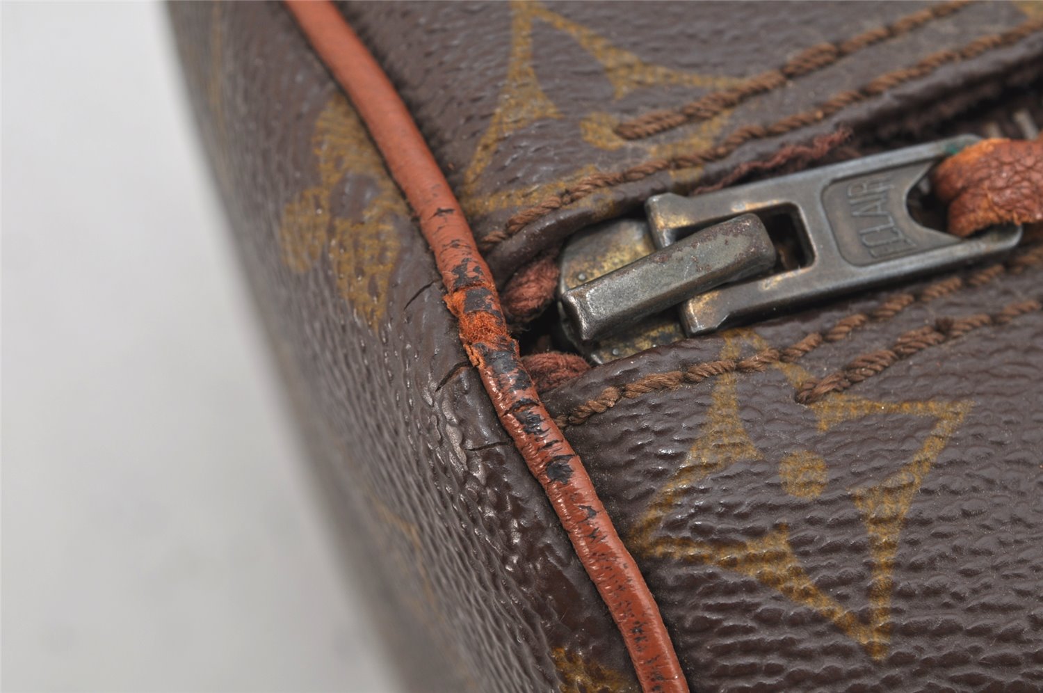 Authentic Louis Vuitton Monogram Papillon 26 Hand Bag Old Model LV Junk 3121K