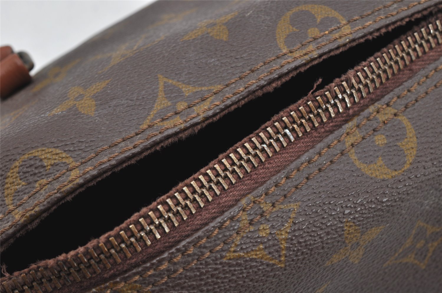 Authentic Louis Vuitton Monogram Papillon 26 Hand Bag Old Model LV Junk 3121K