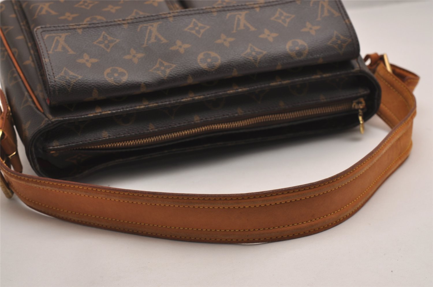 Authentic Louis Vuitton Monogram Viva Cite GM Shoulder Bag M51163 LV 3124J