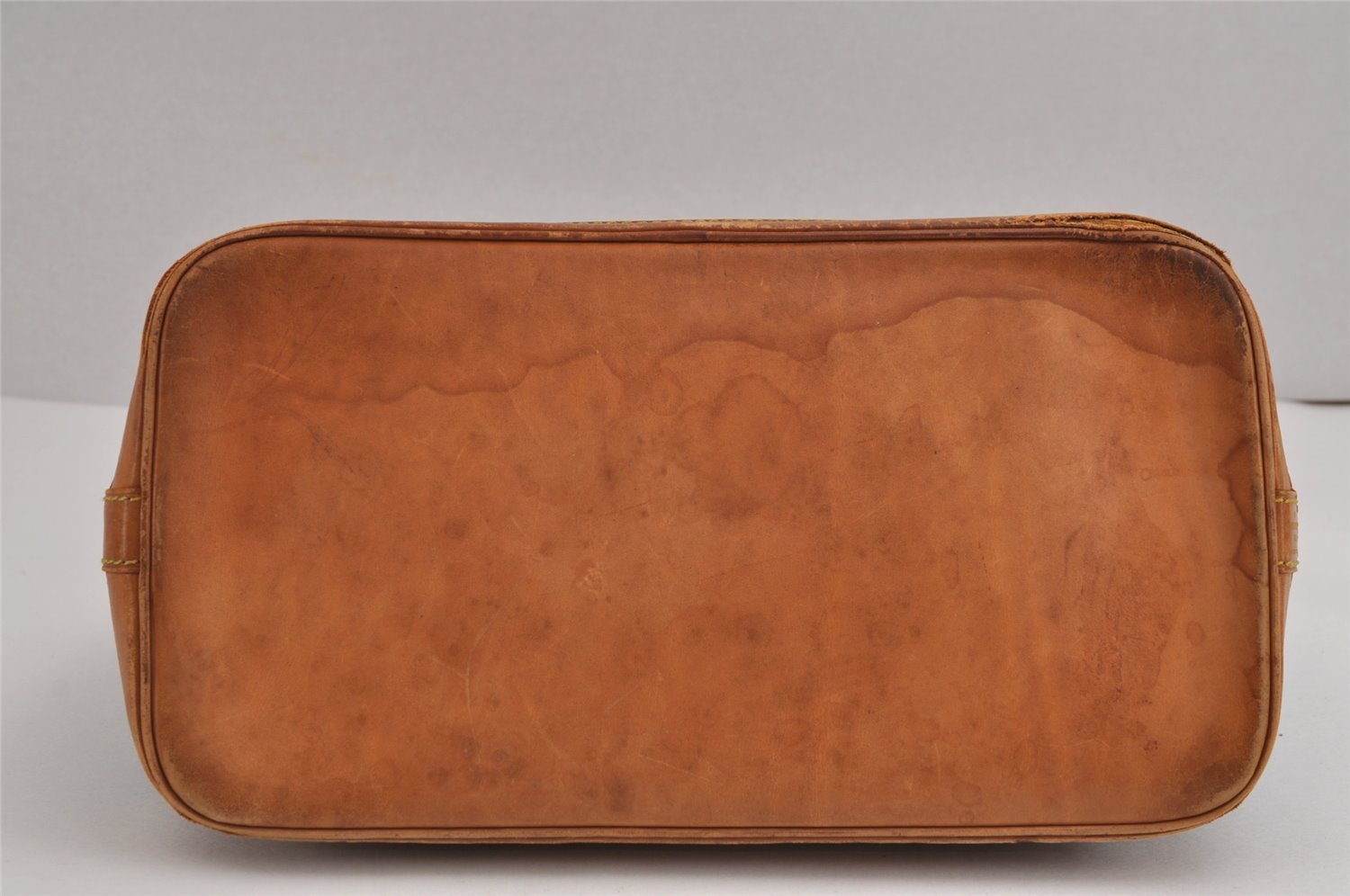 Authentic Louis Vuitton Monogram Alma Hand Bag Purse M51130 LV 3127J