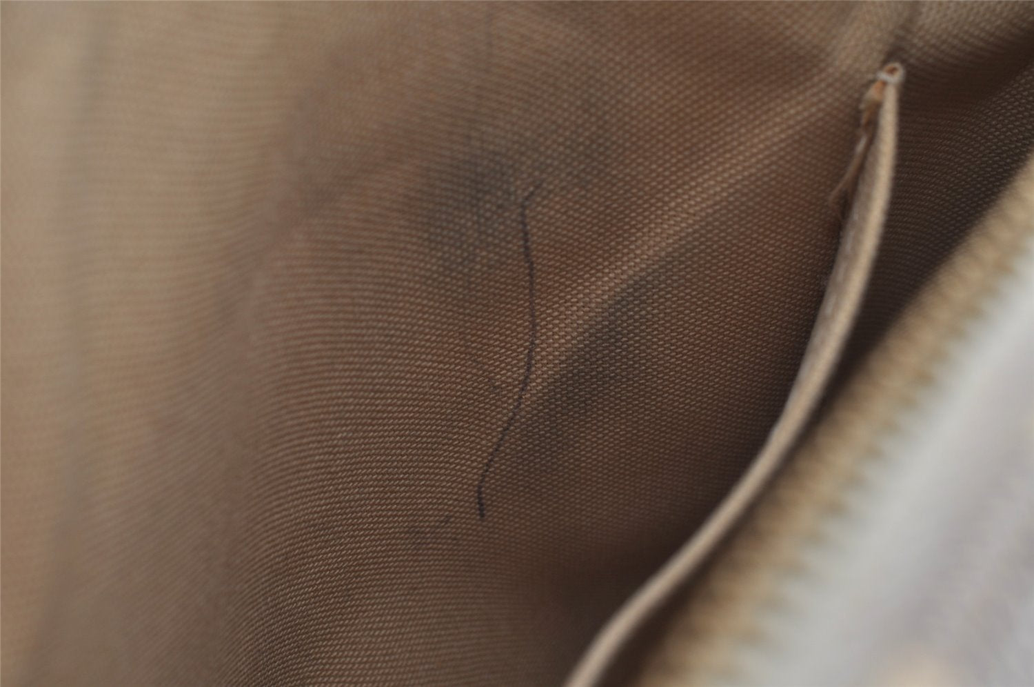 Authentic Louis Vuitton Damier Azur Totally PM Tote Bag White N41280 LV 3133I